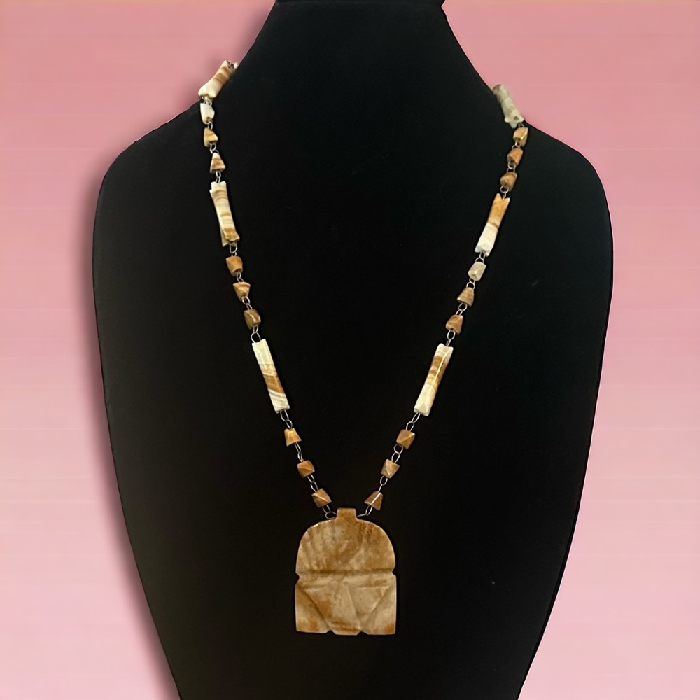 Vintage Mexican carved onyx Aztec Mayan pendant necklace